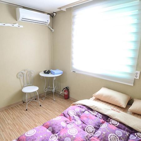 Yakorea Hostel Dongdaemun Σεούλ Δωμάτιο φωτογραφία