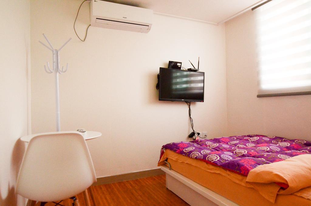 Yakorea Hostel Dongdaemun Σεούλ Δωμάτιο φωτογραφία